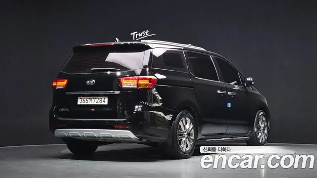 KIA CARNIVAL 2016 — 233 595 км, чёрный, Корея — под ключ — фото 2