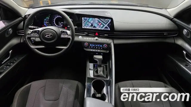 HYUNDAI AVANTE HYBRID 2022 — 104 458 км, серебристо-серый, Корея — под ключ — фото 7