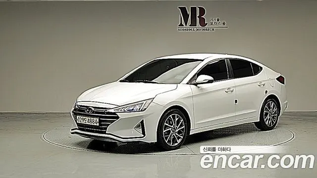 HYUNDAI AVANTE — из Кореи под ключ