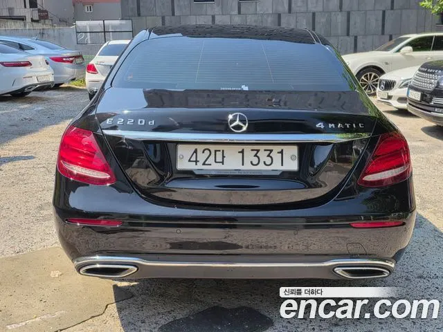 MERCEDES-BENZ E-CLASS W213 2019 — 158 533 км, чёрный, Корея — под ключ — фото 6