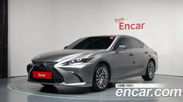 LEXUS ES300H — из Кореи под ключ