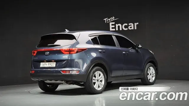 KIA SPORTAGE 2018 — 148 034 км, синий, Корея — под ключ — фото 2