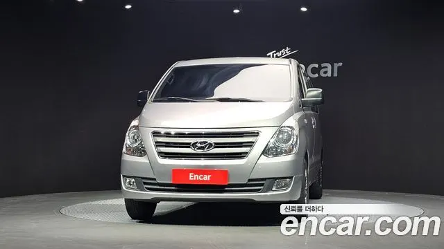 HYUNDAI GRAND STAREX 2017 — 97 525 км, серебристый, Корея — под ключ — фото 3
