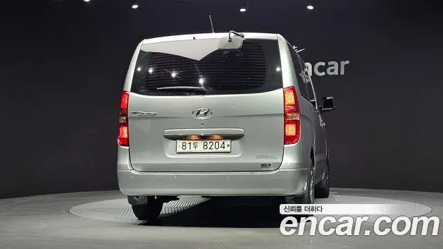 HYUNDAI GRAND STAREX 2017 — 97 525 км, серебристый, Корея — под ключ — фото 4