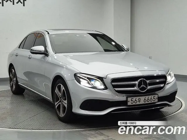 MERCEDES-BENZ E-CLASS W213 2017 — 245 327 км, серебристый, Корея — под ключ — фото 3
