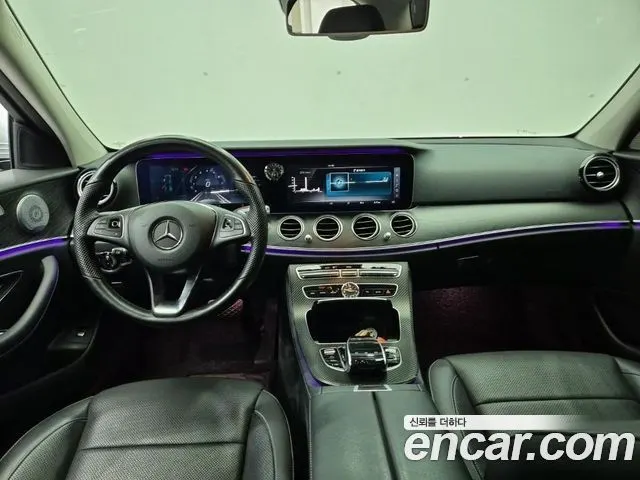 MERCEDES-BENZ E-CLASS W213 2017 — 245 327 км, серебристый, Корея — под ключ — фото 7