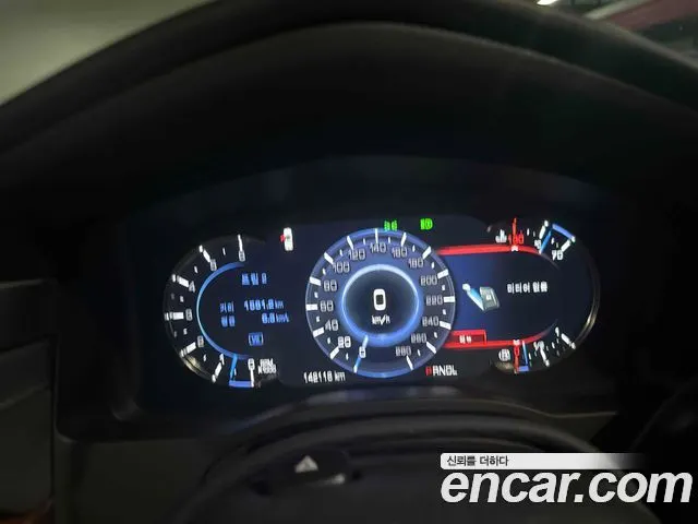 CADILLAC ESCALADE 2019 — 143 000 км, чёрный, Корея — под ключ — фото 8