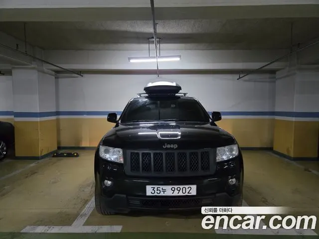 JEEP GRAND CHEROKEE 2013 — 121 000 км, чёрный, Корея — под ключ — фото 1