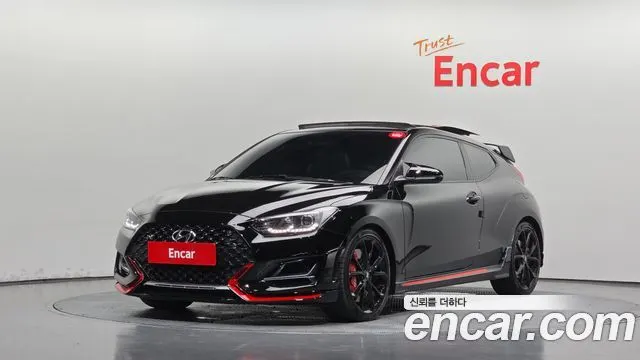 HYUNDAI VELOSTER — из Кореи под ключ