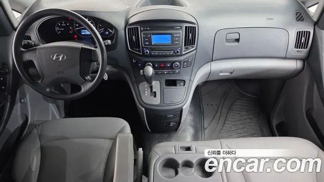 HYUNDAI GRAND STAREX 2018 — 141 362 км, серебристо-серый, Корея — под ключ — фото 7