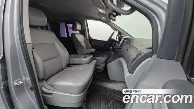 HYUNDAI GRAND STAREX 2018 — 141 362 км, серебристо-серый, Корея — под ключ — фото 10