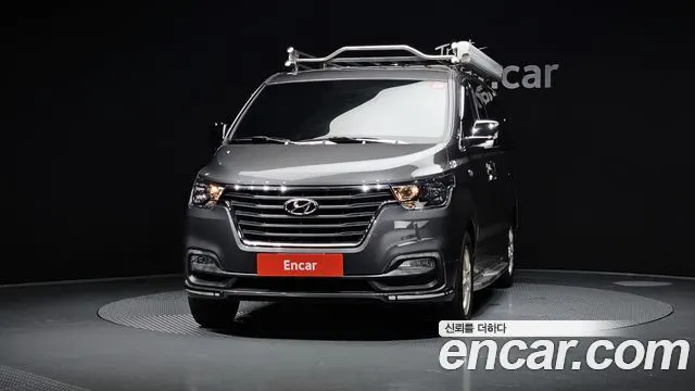 HYUNDAI GRAND STAREX 2019 — 46 765 км, серый, Корея — под ключ — фото 3