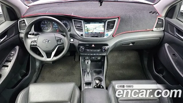 HYUNDAI TUCSON 2016 — 163 642 км, белый, Корея — под ключ — фото 7