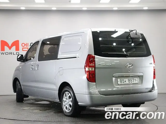 HYUNDAI GRAND STAREX 2011 — 211 533 км, серебристый, Корея — под ключ — фото 4