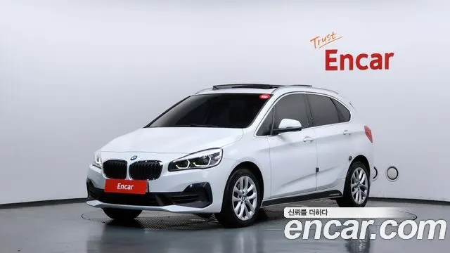 BMW 2 SERIES ACTIVE TOURER 2019 — 58 286 км, белый, Корея — под ключ — фото 1