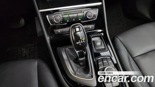 BMW 2 SERIES ACTIVE TOURER 2019 — 58 286 км, белый, Корея — под ключ — фото 9