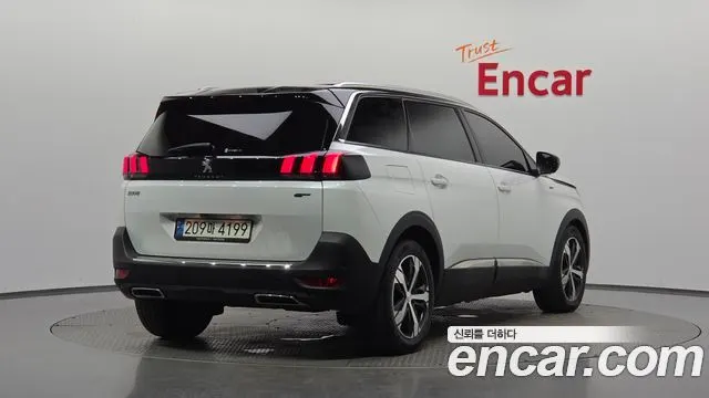 PEUGEOT 5008 — из Кореи под ключ
