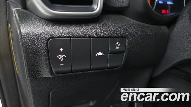 KIA SPORTAGE THE BOLD 2019 — 96 845 км, белый, Корея — под ключ — фото 12