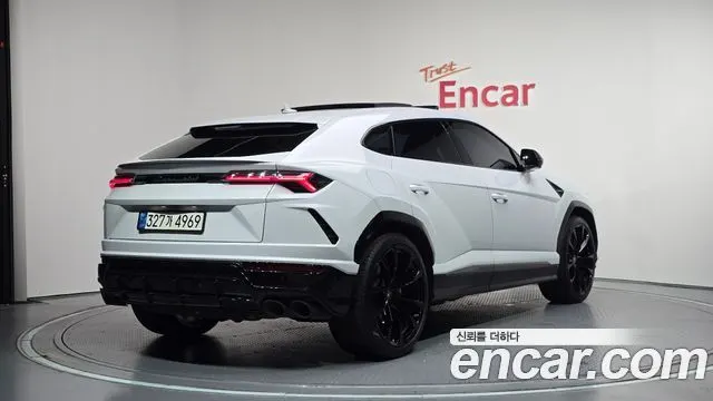 LAMBORGHINI URUS 2020 — 88 668 км, белый, Корея — под ключ — фото 2