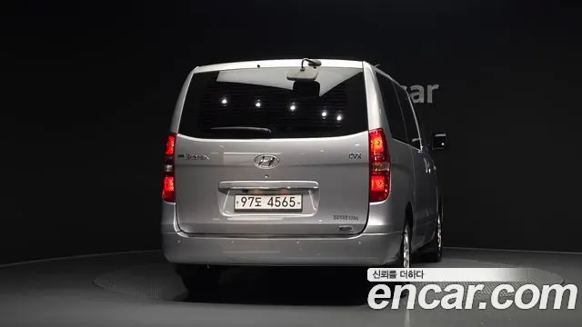 HYUNDAI GRAND STAREX 2014 — 201 525 км, серебристый, Корея — под ключ — фото 4