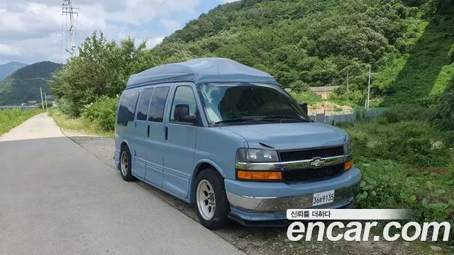 CHEVROLET EXPRESS VAN — из Кореи под ключ