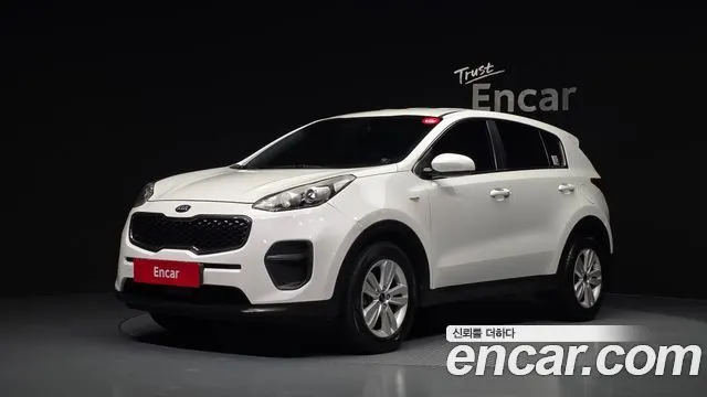 KIA SPORTAGE 2016 — 234 725 км, белый, Корея — под ключ — фото 1