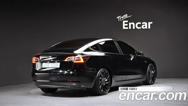 TESLA MODEL 3 — из Кореи под ключ