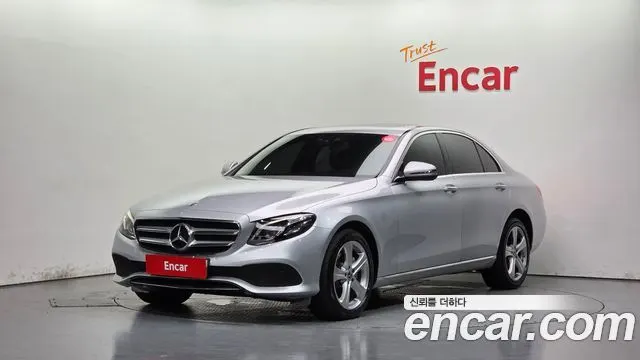 MERCEDES-BENZ E-CLASS W213 2017 — 126 982 км, серебристый, Корея — под ключ — фото 11