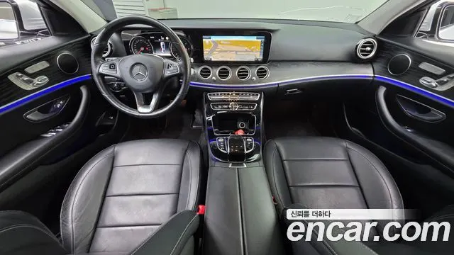 MERCEDES-BENZ E-CLASS W213 2017 — 126 982 км, серебристый, Корея — под ключ — фото 7