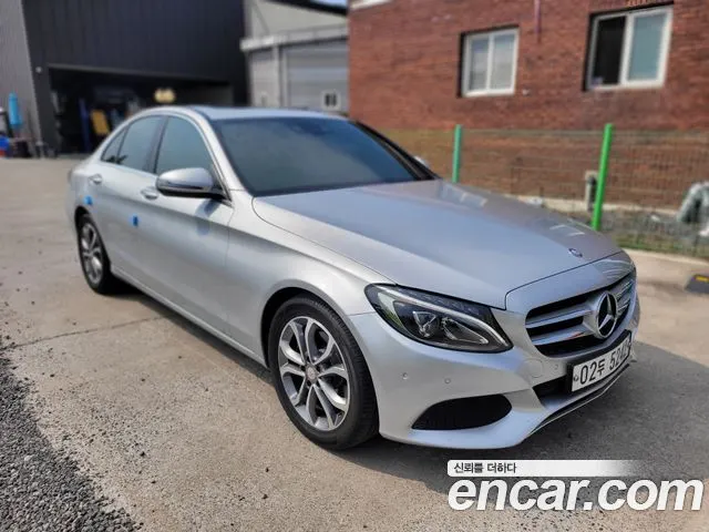 MERCEDES-BENZ C-CLASS W205 2017 — 107 167 км, серебристо-серый, Корея — под ключ — фото 2