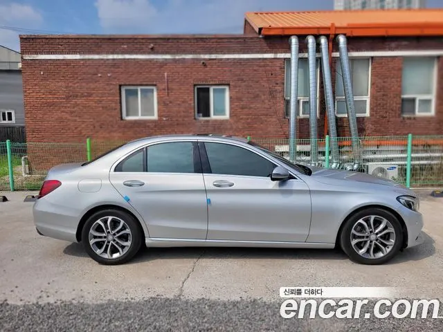 MERCEDES-BENZ C-CLASS W205 2017 — 107 167 км, серебристо-серый, Корея — под ключ — фото 3