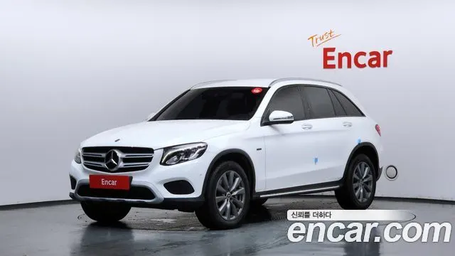 MERCEDES-BENZ GLC-CLASS X253 2019 — 111 490 км, белый, Корея — под ключ — фото 1