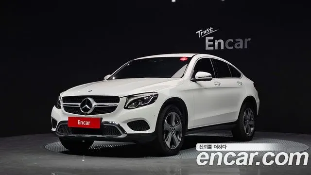 MERCEDES-BENZ GLC-CLASS X253 2019 — 129 234 км, белый, Корея — под ключ — фото 1