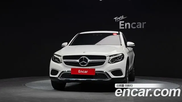 MERCEDES-BENZ GLC-CLASS X253 2019 — 129 234 км, белый, Корея — под ключ — фото 3
