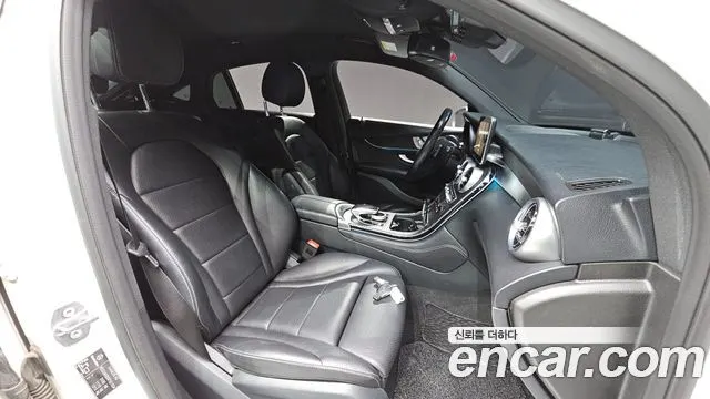MERCEDES-BENZ GLC-CLASS X253 2019 — 129 234 км, белый, Корея — под ключ — фото 10
