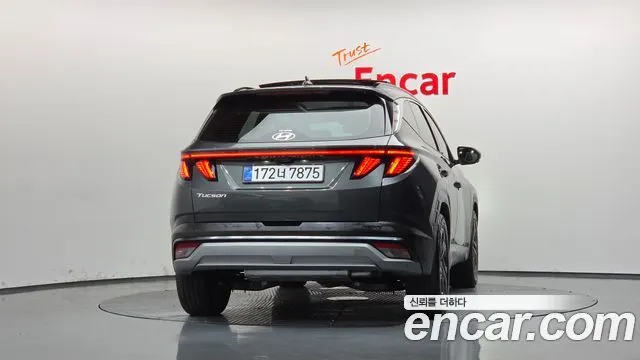 HYUNDAI TUCSON HYBRID 2025 — 10 012 км, тёмно-зелёный, Корея — под ключ — фото 4