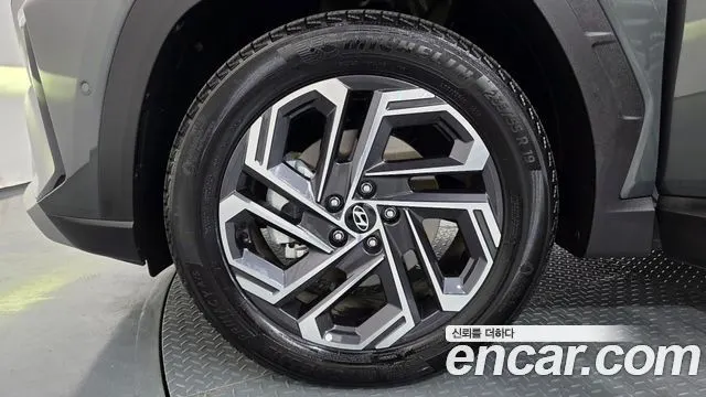 HYUNDAI TUCSON HYBRID 2025 — 10 012 км, тёмно-зелёный, Корея — под ключ — фото 5