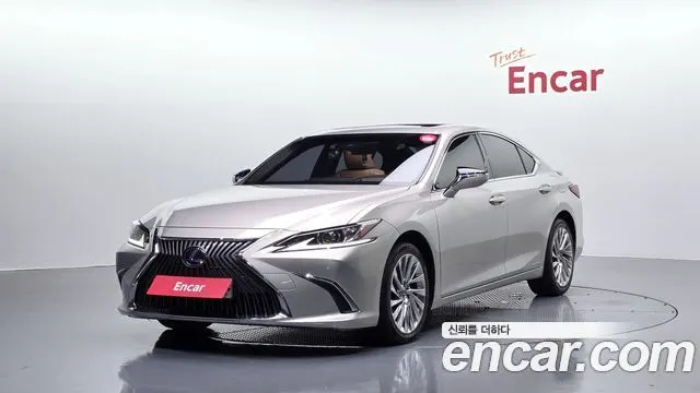 LEXUS ES300H — из Кореи под ключ