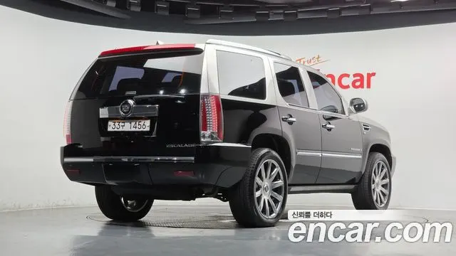 CADILLAC ESCALADE 2009 — 90 958 км, серебристый, Корея — под ключ — фото 2