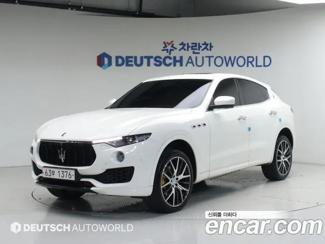 MASERATI LEVANTE 2017 — 95 000 км, белый, Корея — под ключ — фото 12