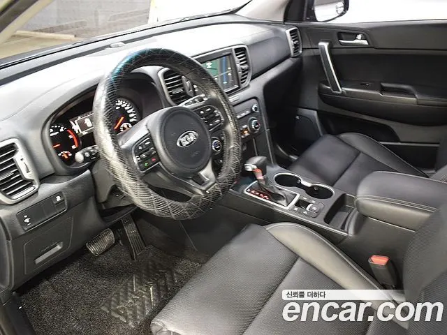 KIA SPORTAGE 2016 — 144 887 км, синий, Корея — под ключ — фото 4