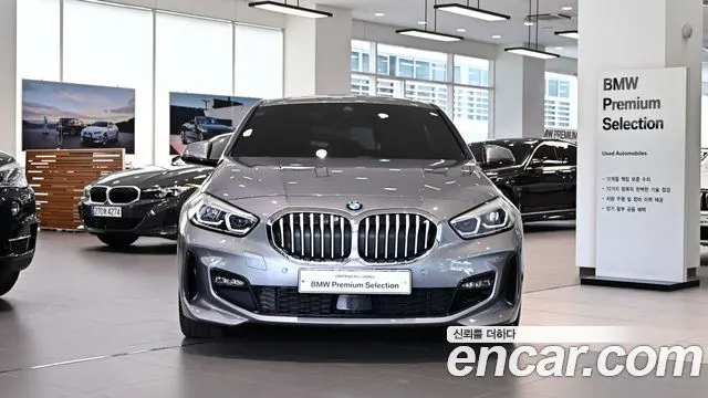 BMW 1 SERIES 2024 — 14 710 км, светло-золотистый, Корея — под ключ — фото 2