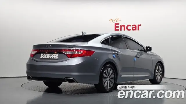 HYUNDAI GRANDEUR HYBRID 2017 — 147 316 км, серебристо-серый, Корея — под ключ — фото 2