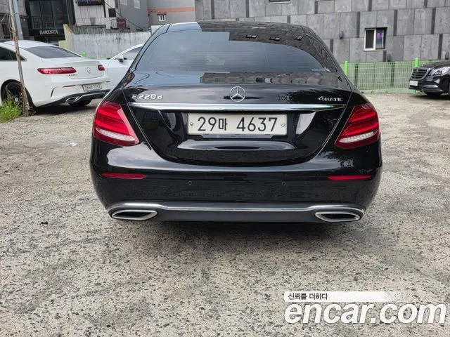 MERCEDES-BENZ E-CLASS W213 2017 — 192 957 км, чёрный, Корея — под ключ — фото 6
