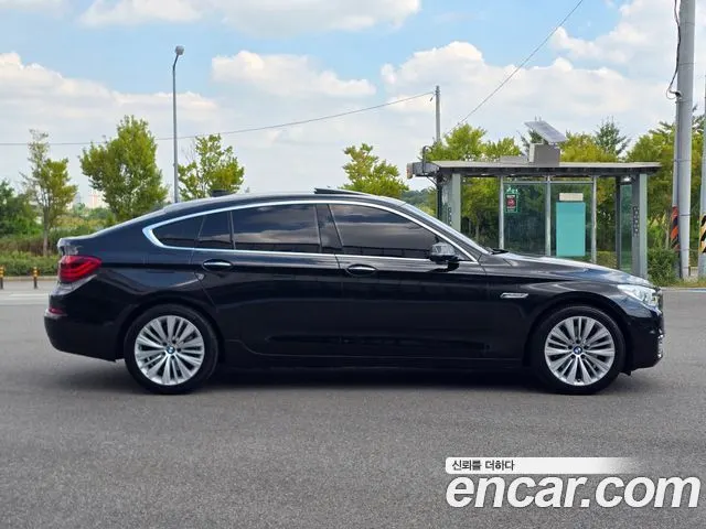 BMW 5 SERIES GT 2016 — 139 000 км, чёрный, Корея — под ключ — фото 4