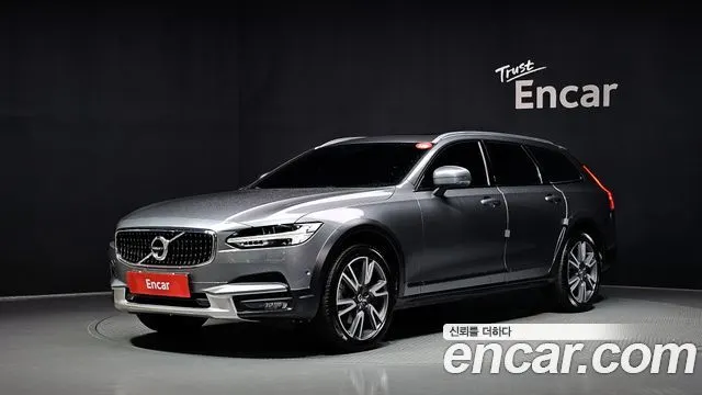 VOLVO V90 CROSS COUNTRY 2020
