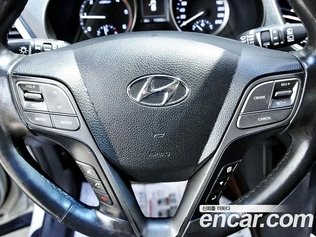 HYUNDAI SANTA FE 2016 — 173 000 км, белый-перламутр, Корея — под ключ — фото 8