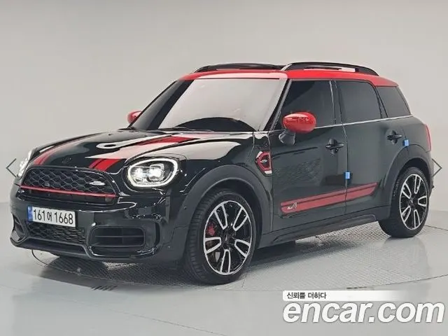 MINI COOPER S COUNTRYMAN 2022 — 17 913 км, чёрный, Корея — под ключ — фото 1