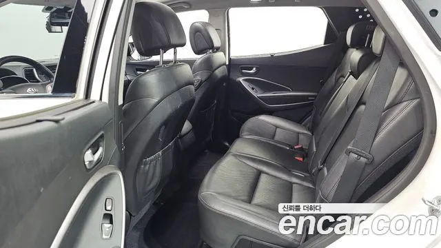 HYUNDAI SANTA FE 2016 — 151 253 км, белый, Корея — под ключ — фото 11