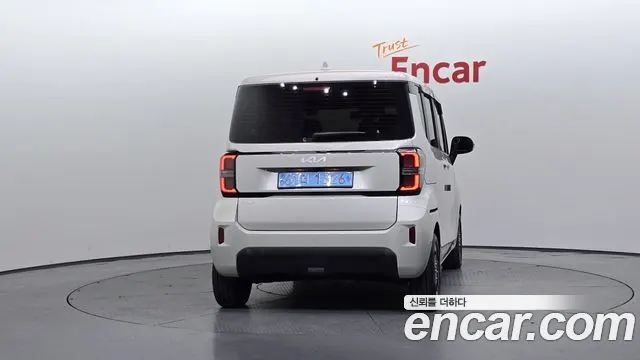KIA KIA RAY EV 2024 — 50 123 км, белый-перламутр, Корея — под ключ — фото 4
